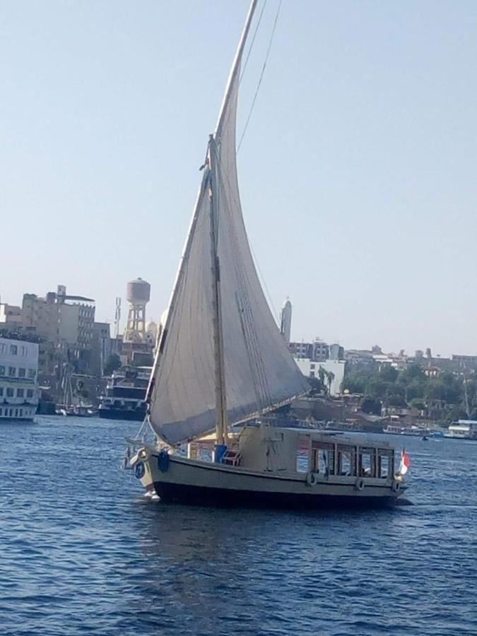 Hotel Nile Felucca Adventure à Assouan Extérieur photo